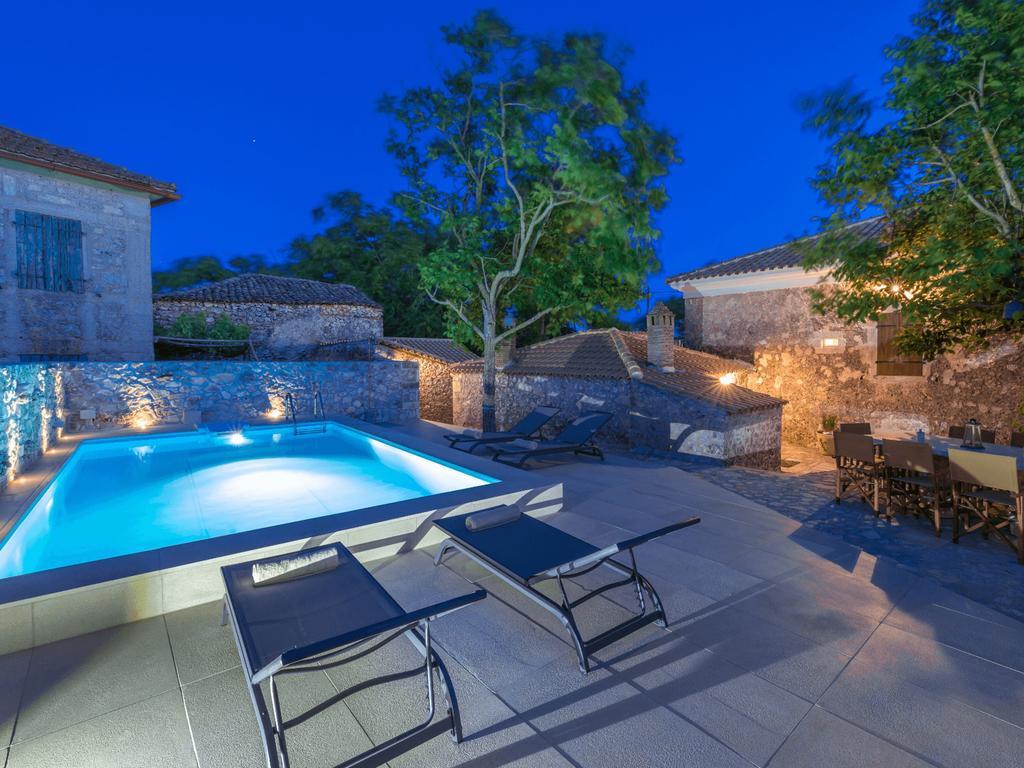 Villa Callisto- Elegant Restored Villa With Pool Yírion Extérieur photo